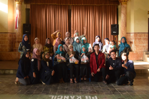 Read more about the article Students of IPB University, Unida Gontor and Muhammadiyah University of Ponorogo Join to Create a Prosperous Planting Garden