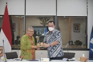 Read more about the article Kembangkan Inovasi Hijau, IPB University dan PT Katama Suryabumi Jalin Kerjasama